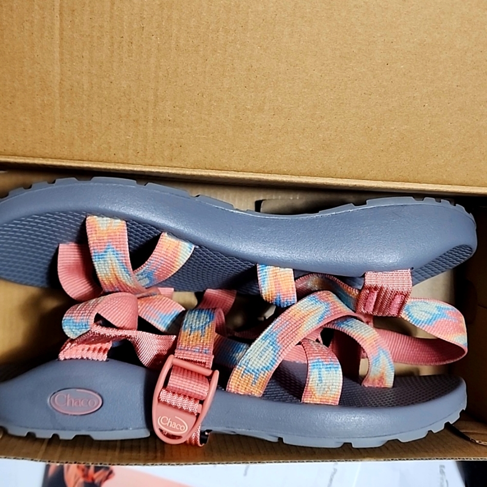 Brand New z2 Chacos